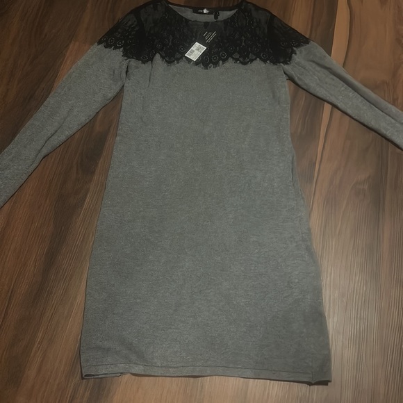 Daisy Fuentes sweater dress with lace - Picture 3 of 10